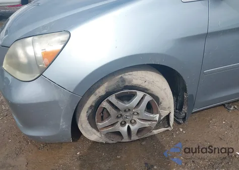 2006 Honda Odyssey Ex-L z USA, uszkodzony, nr VIN 5FNRL38676B126794